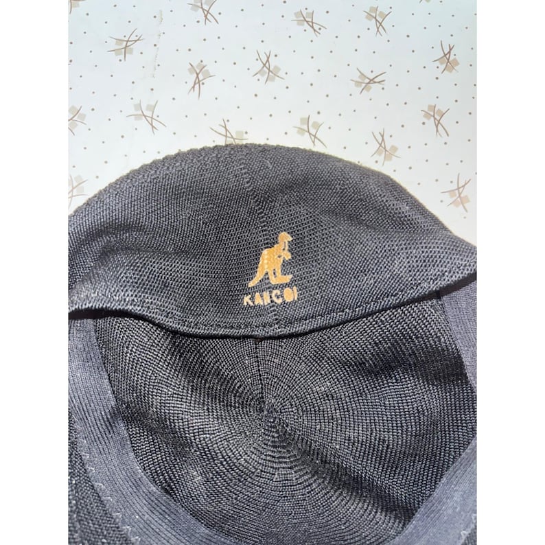 Kangol Tropic 504 Ventair Flat Cap Black Ivy Hat Embroidered Logo Mens Large image 2