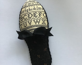 black sampler scissor slipper made with blackbird designs OOP fabric. sewing scissors. sewing notions.