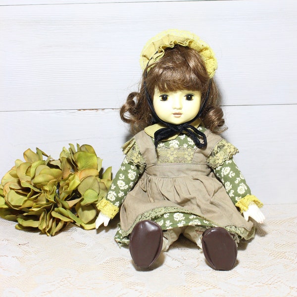 Musical Animated Doll, Wind-up Fully Jointed Porcelain Doll