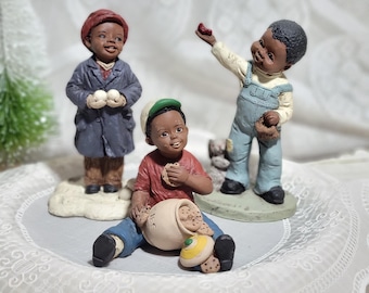 YOU CHOOSE - Miss Martha Holcombe Collectible Figurines