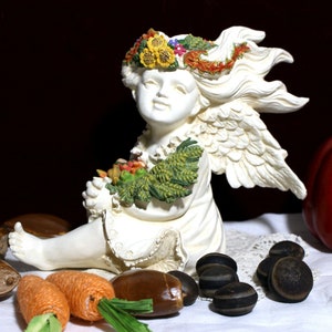 Meico Harvest Angel Sculpture 1994, Garden Decor