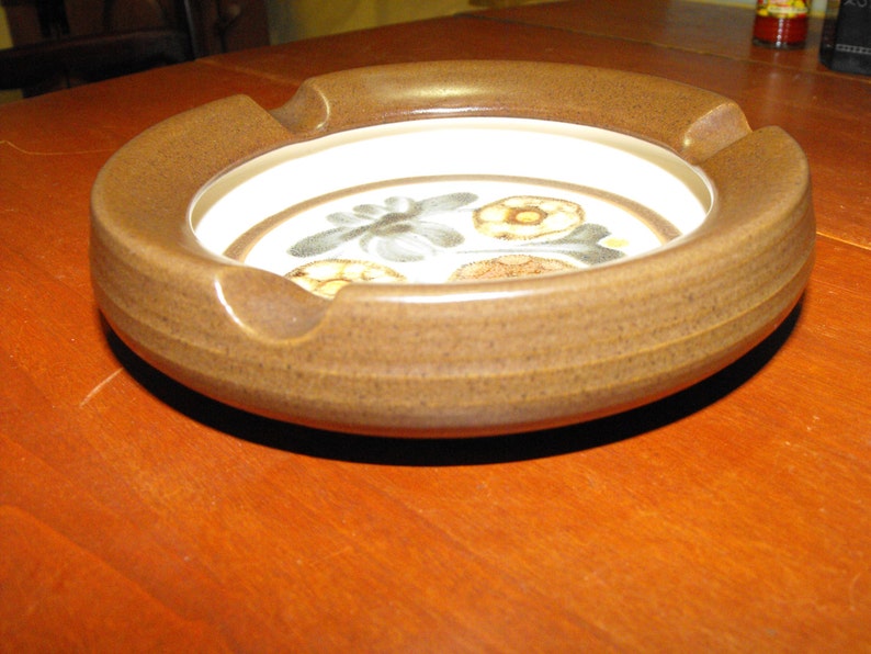 Made in England Heavy Ceramic Pottery Collectible Rare Vintage 1960/'s Large Cigar Ashtray Langley Mayflower