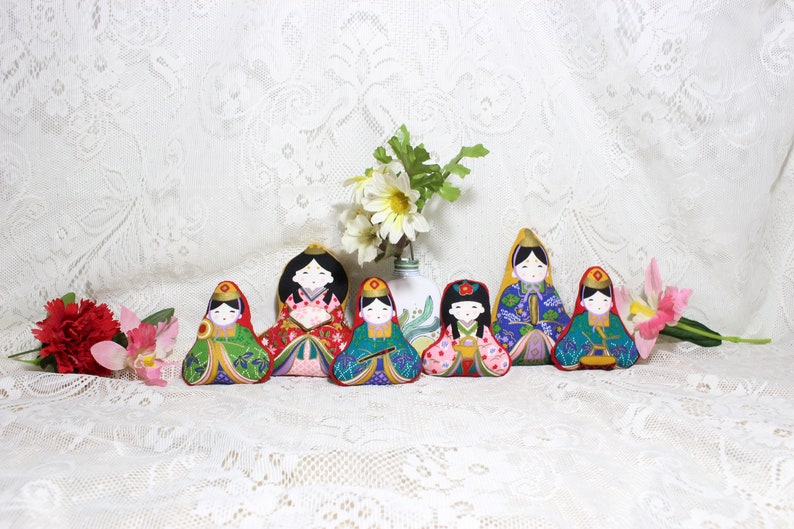 Vintage Kokeshi Geisha Dolls,Stuffed Cloth Asian Decor Oriental Pin Cushions Printed Fabric Tea Dolls