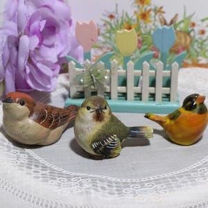 Vintage Mini Birds Figurines, Spring Garden Decor