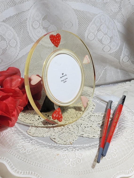 Vintage Hallmark Round Clear Acrylic Hearts Picture Frame
