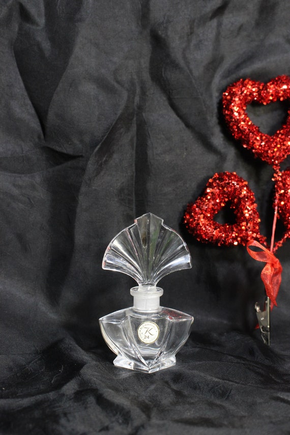 Vintage Perfume Bottle, Fan Shape Stopper Clear Gl
