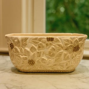 Vintage FTD Poinsettia Brushed Gold Christmas Planter New Old Stock