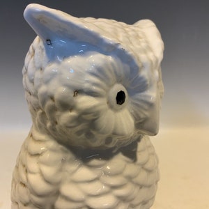 White ceramic Owl Figuring Made In Italy, adorable shelf decor, nursery decor, image 10