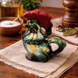 Vintage Nesting/Stacking Rooster Salt & Pepper Shaker Set, cute decor, rooster shaker set, country table decor, rooster lover gifts
