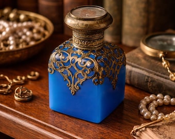 French Grand Tour Palais Royal Perfume Bottle Blue Opaline Ormolu Mount, small decorative glass bottle, elegant small oil bottle, victorian