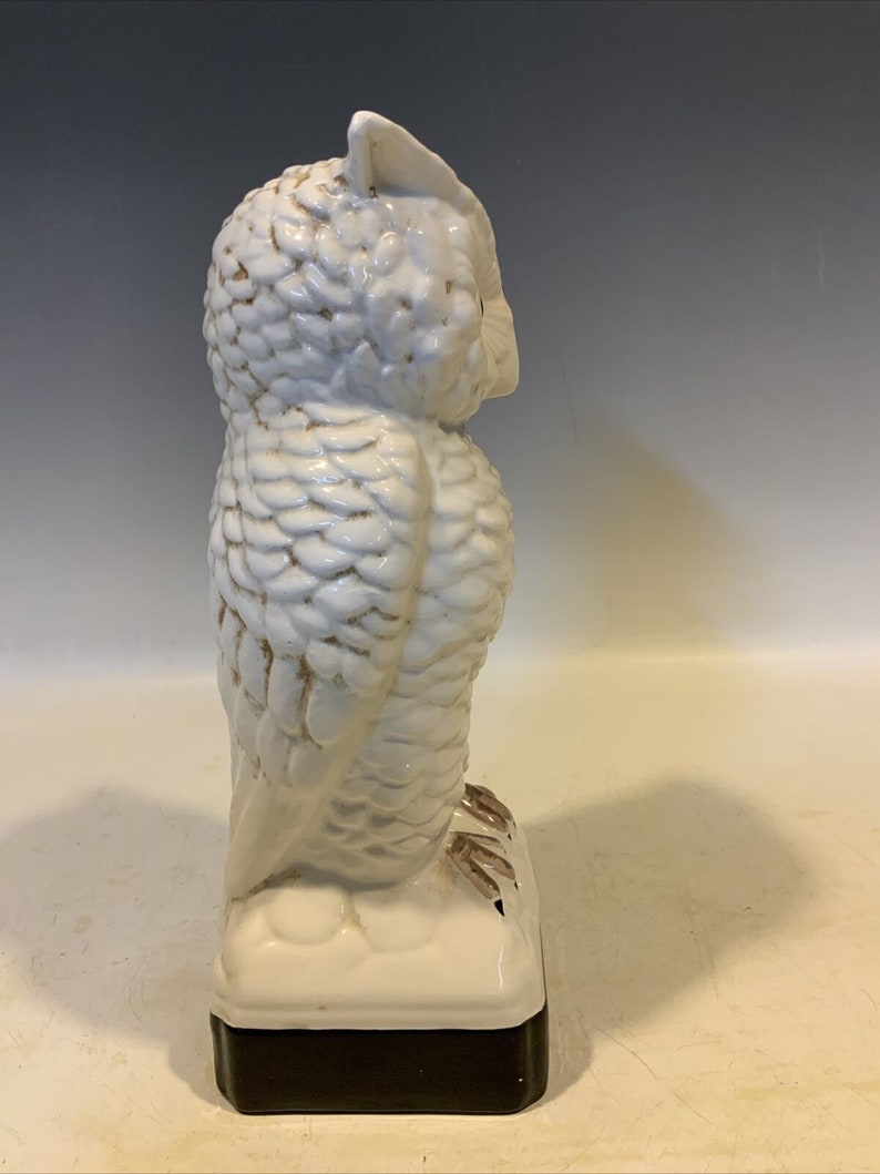 White ceramic Owl Figuring Made In Italy, adorable shelf decor, nursery decor, image 6