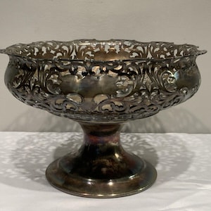 Antique Forbes Silver plated Pedestal Centerpiece bowl reticulated Pierced, Silver plate bowls, entryway centerpiece bowl, European cottage