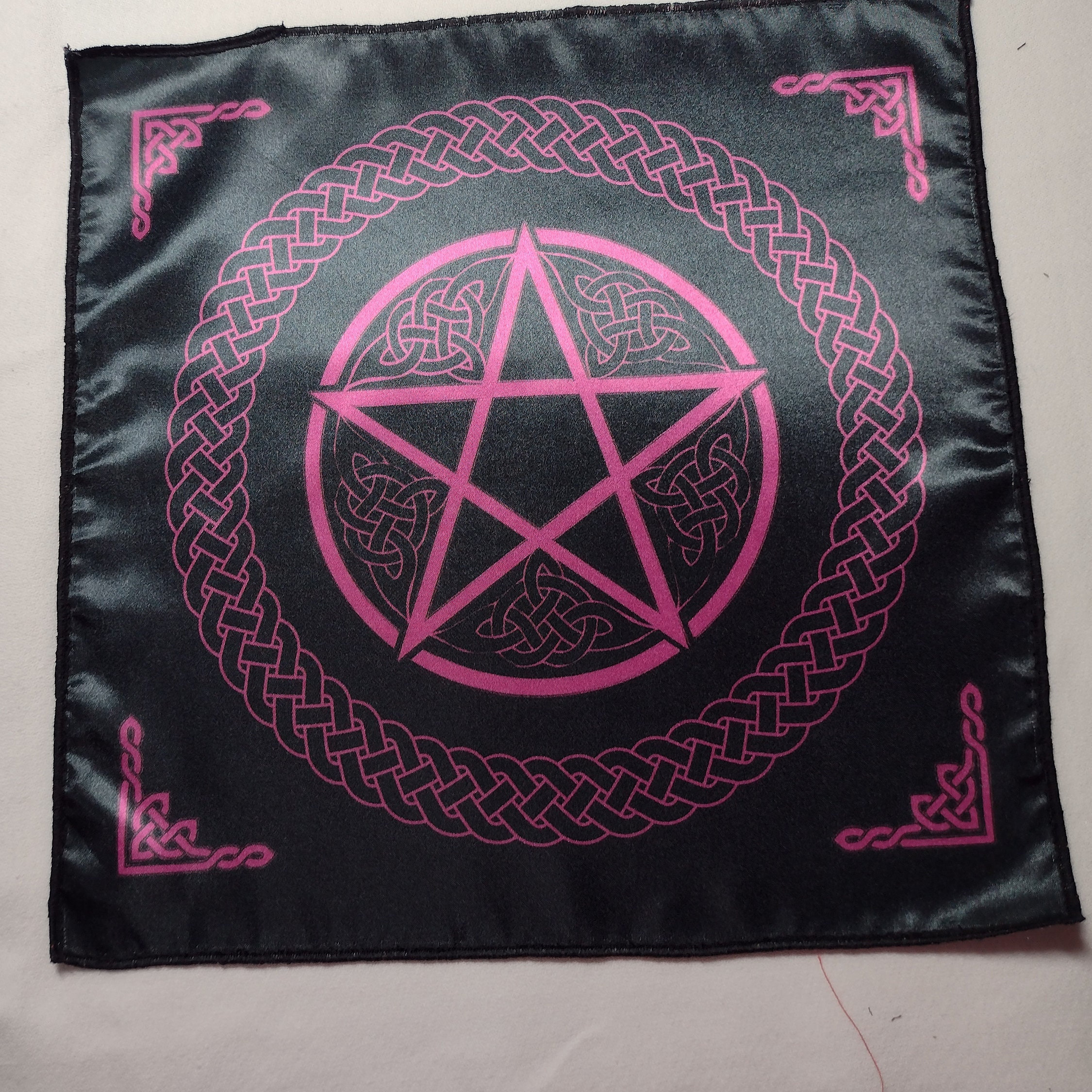 Celtic Pentacle Altar Cloth – Wicca or Pagan Altar Cloth or Tarot Mat ...