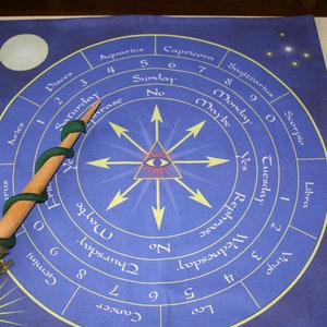 Altartuch oder Pendelmatte oder Tarotmatte oder Wahrsagematte - Antwortpendeltuch, Kordelzugbeutel oder Tuch & Beutel-Set - Wahrsage-Set