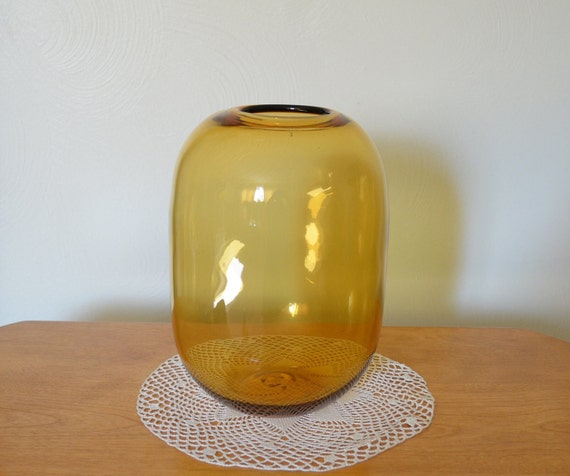 Vintage Empoli glass Decanter Vase in Amber hobnob circle polka dot dots pattern NO stopper Vintage Empoli glass Decanter Vase in Amber hobnob circle polka dot dots pattern NO stopper