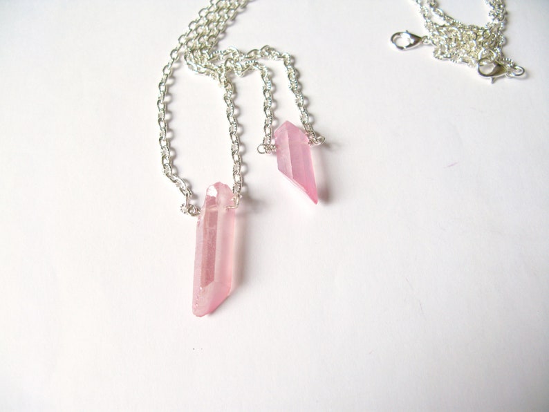 Rose Pink Quartz Necklace-Raw Crystal Necklace-Point Rough Quartz Healing Crystal Pendant Necklace-Aura quartz layer silver necklace