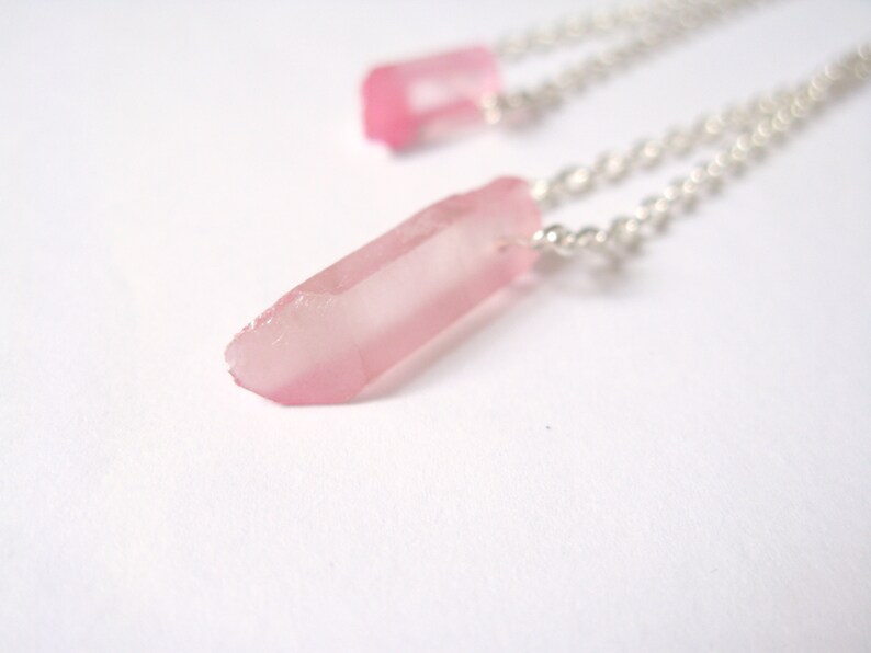 Rose Pink Quartz Necklace-Raw Crystal Necklace-Point Rough Quartz Healing Crystal Pendant Necklace-Aura quartz layer silver necklace