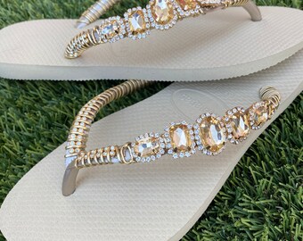 studded havaianas