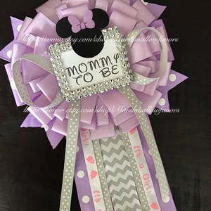 Mommy to be bow for Minnie Mouse baby shower- Minnie Mouse baby shower- Minnie Mouse- labs der baby shower- Minnie Mouse corsage- mommy pin