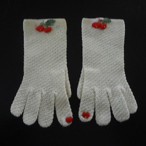 Gloves ~ Child size gloves