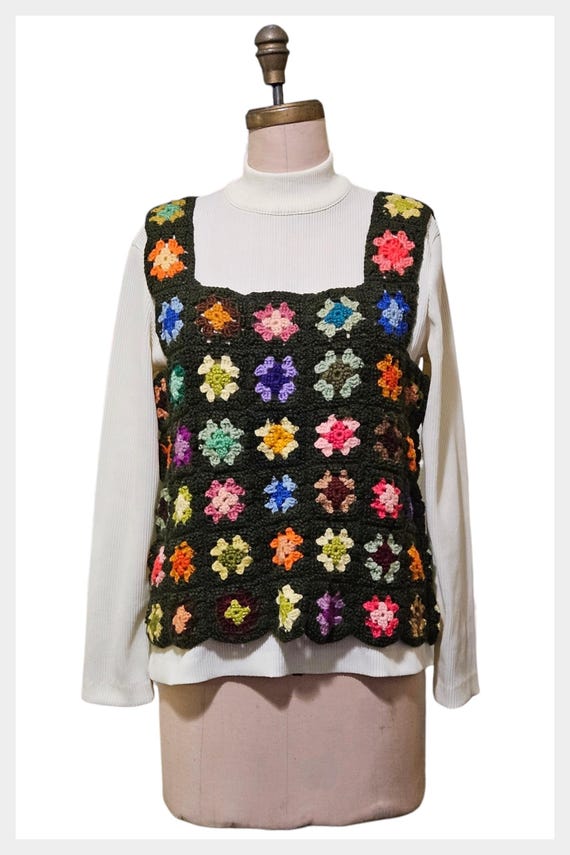 Vintage 1970s hand crocheted granny square patchw… - image 3