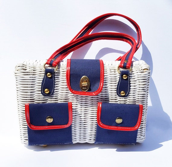 1960s white rattan purse with 2 front pockets | 60