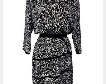 Vintage 1980s zebra print dress | 80s Nu-Mode animal print dress | size medium