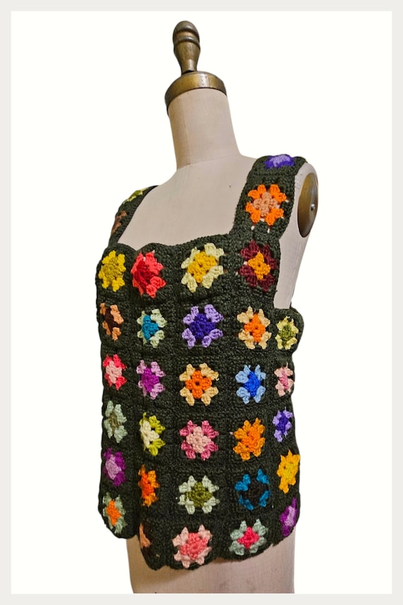Vintage 1970s hand crocheted granny square patchw… - image 7