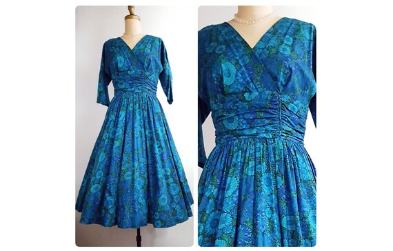 1950s blue floral cotton full skirt dress size med