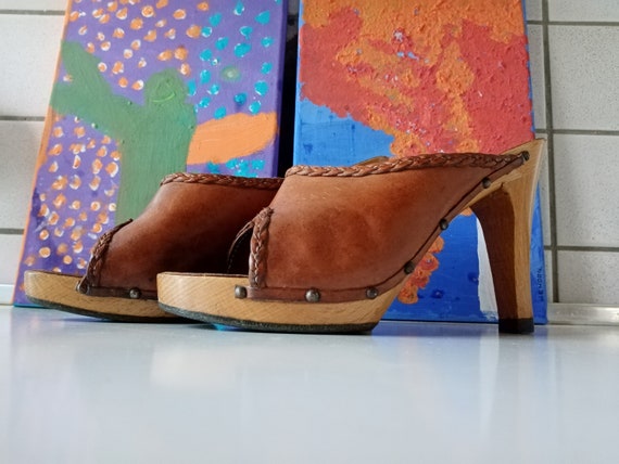 Hoof mules clogs 70s leather high wood heel 38