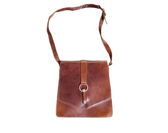 Vintage 70s brown leather shoulder bag