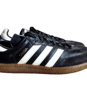 Vintage 90er Jahre Adidas Samba Sneakers US 7,5 UK 7 schwarz weißes Leder Hergestellt in Litauen Bild 1