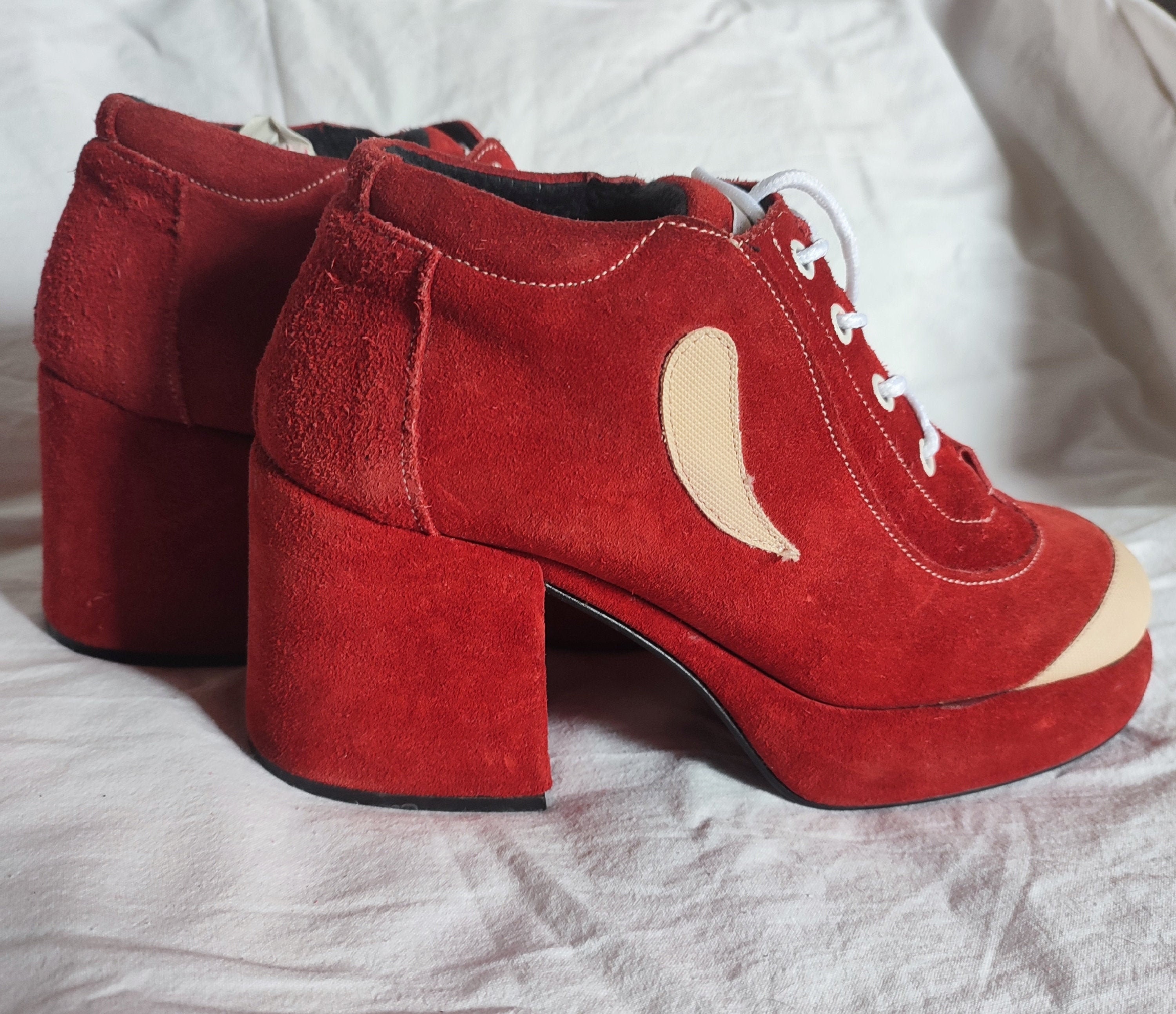 Red platform deals trainers