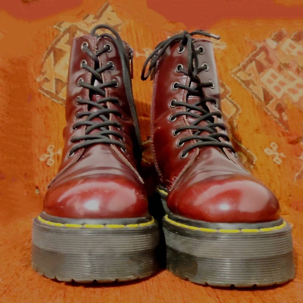 Bottes Dr. Martens Vintage Années 90 - Vertes, Taille 41, Occasion