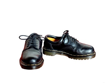 Vintage 80s Dr. Martens Black Leather Shoe 1990 Chunky Grunge Low