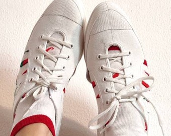 Vintage white rubber sandals from the 80s, EU 38, laces, sea, city, Champ, made in Italy, HS 6402