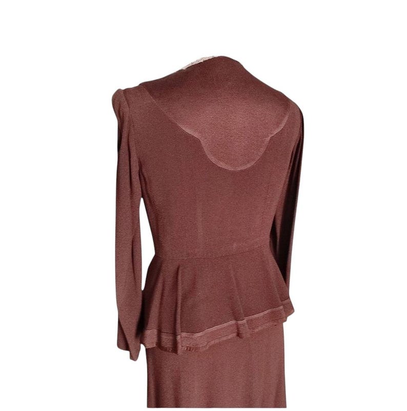 Vintage damespak uit de jaren 30 van bruine crêpe, tweedelig, maat XS/S, blouse met kanten kraag, HS 6204291800 afbeelding 10