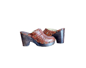 60s/70s handcrafted brown embossed leather clogs with studs EU 38 UK 5 US wos 7.5