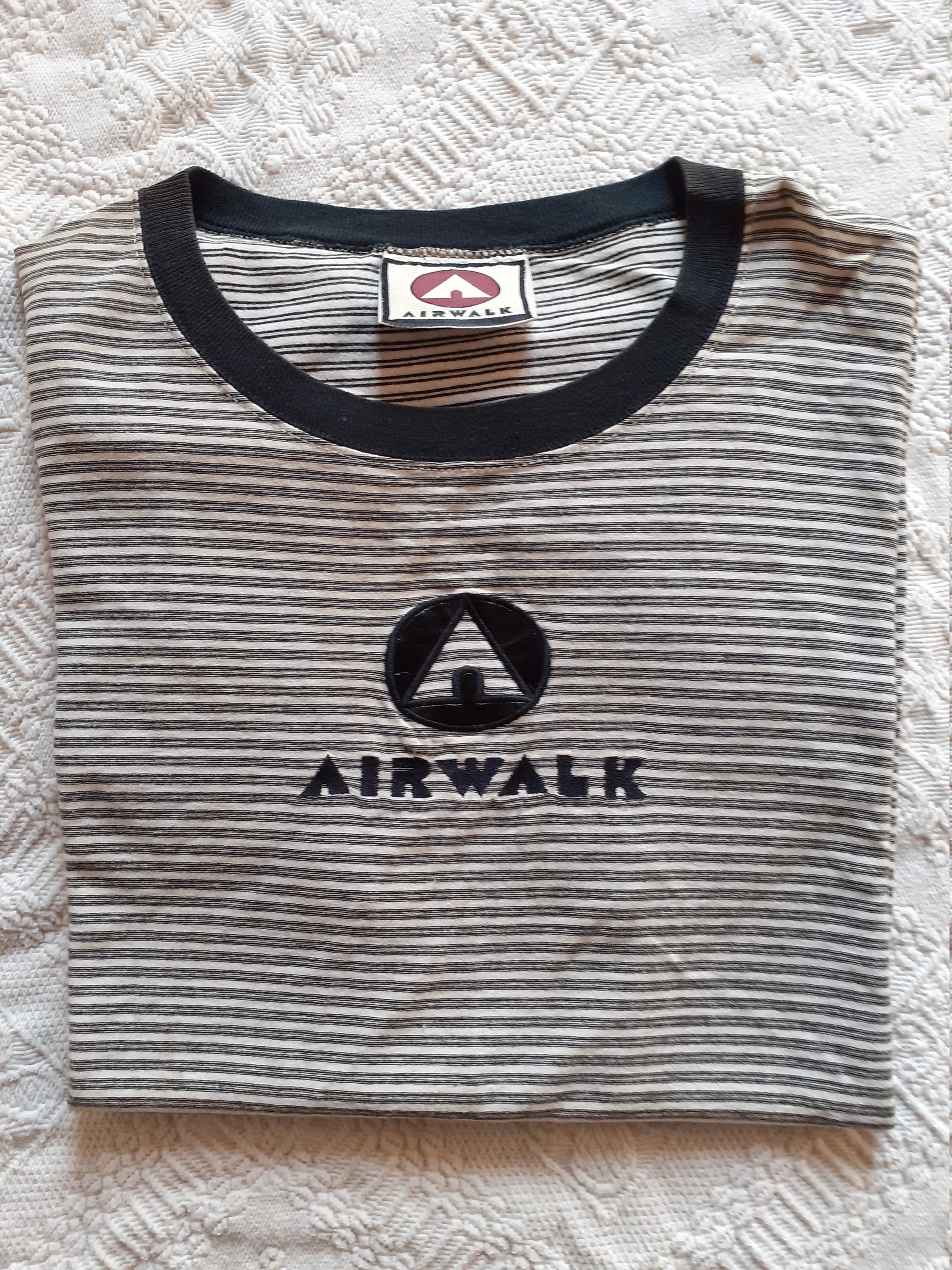 air walk shirt