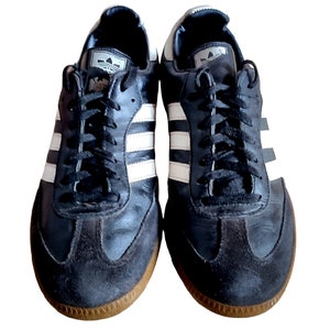 Vintage 90er Jahre Adidas Samba Sneakers US 7,5 UK 7 schwarz weißes Leder Hergestellt in Litauen Bild 7