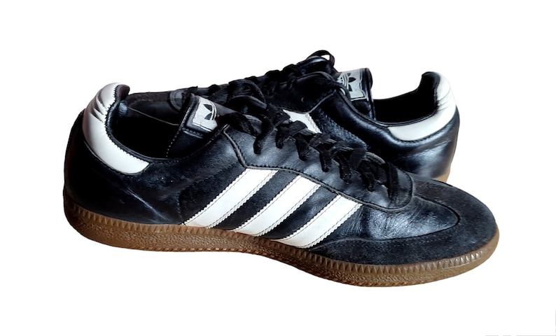 Vintage 90er Jahre Adidas Samba Sneakers US 7,5 UK 7 schwarz weißes Leder Hergestellt in Litauen Bild 2