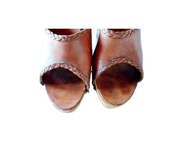 Vintage 70s brown leather peep toe mules clogs wi… - image 4