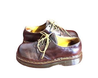 Dr Martens vintage brown shoes made in England UK 7 EU 41