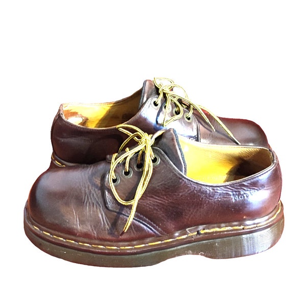 Braune Vintage-Schuhe von Dr. Martens, hergestellt in England, UK 7 EU 41