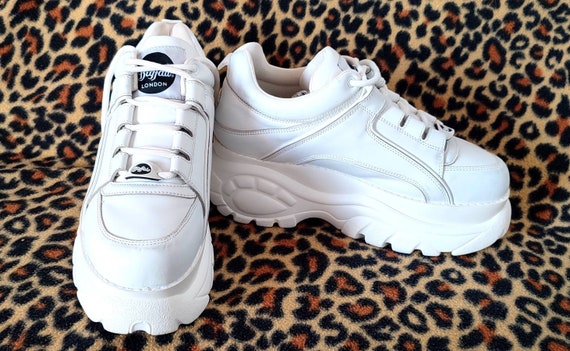 buffalo plateau sneakers