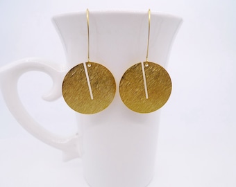 Raw brass earrings, Geometric dangle earrings, Circle earrings, Simple earrings, Moden earrings