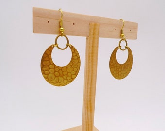 Circle drop Earrings, Raw brass drop earrings, Geometric dangle earrings, Simple earrings,  Hammered brass earrings