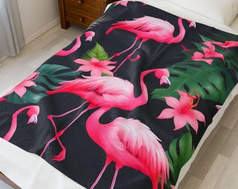 Vibrant Flamingo Plush Blanket: Tropical Velveteen Throw