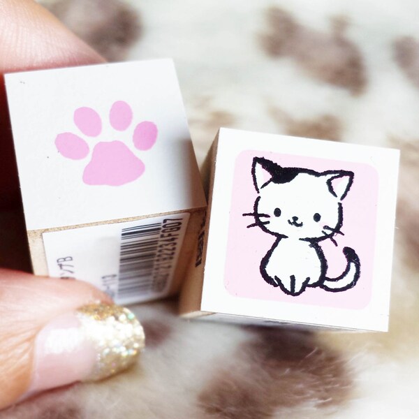 Paw and Kitten : Rubber Stamp