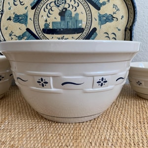 Longaberger Pottery Mixing Bowl: Classic Blue Woven Traditions, 9.5&quot;